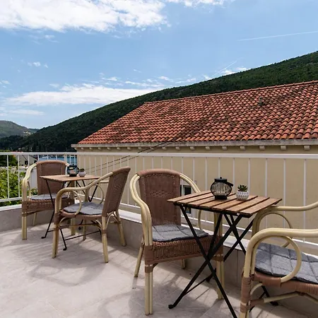 Dubrovnik Riverside - Whisper And Serenity *